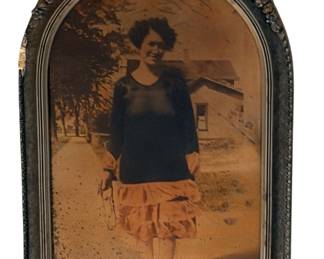 Vintage Sepia Portrait in Ornate Arched Frame