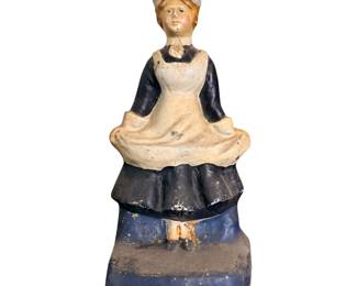 ANTIQUE C.J.O. JUDD USA HOTEL MILK MAID LADY CAST IRON DOORSTOP HOME ART STATUE