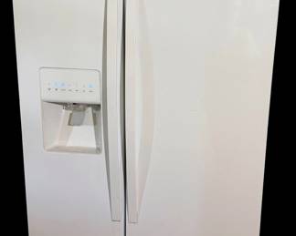 Whirlpool side by side refrigerator