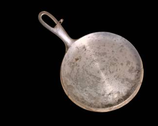 RARE BEAUTIFUL Wagner #855 Toy Aluminum Sidney O Handled Griddle - circa 1900 - 1930's