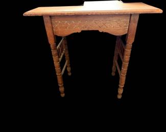 Vintage Antique Arts and Crafts Solid Oak Parlor Side Table