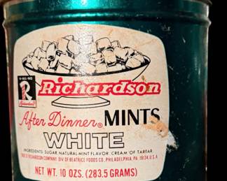 Vintage Richardson dinner mints tin