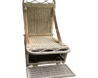 WICKER FOLDING FISHING CHAIR RATTAN SEAT VINTAGE ANTIQUE/pair