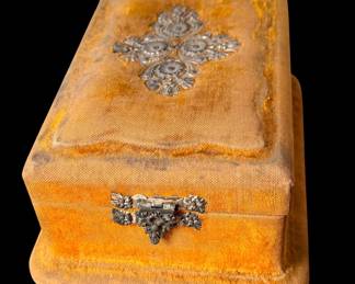Antique jewelry box