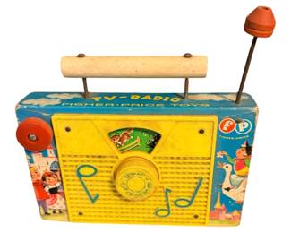 Vintage Fisher Price TV Radio Wind Up Musical Toy Farmer In The Dell