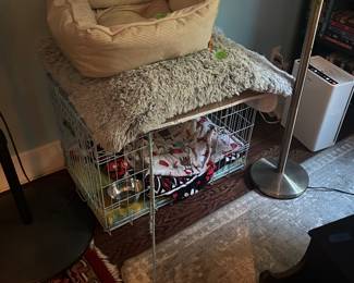 Pet supplies