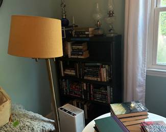 Hardback & paperback books- lots of John Sanford