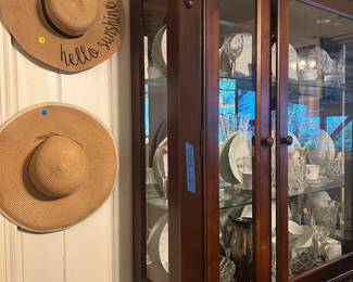Broyhill China Cabinet & decor