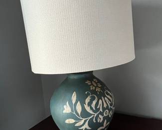 Blue and White Floral Relief Ceramic Ginger Jar Table Lamp