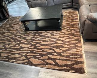 Karishma Tides Hand-Knotted Wool Rug (8.6' x 11.8')