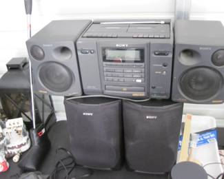 Sony Stereo System with Extra Speakers