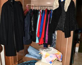 0949Bonus Room