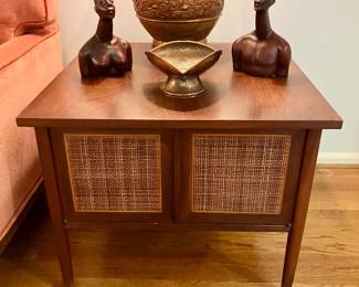 Pair of Founders end tables by Jack Cartwright