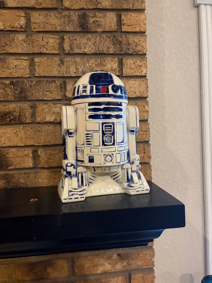 R2-D2