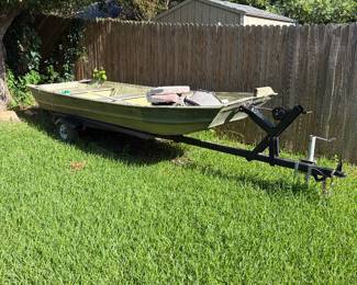 We have a FLAT BOTTOM BOAT including trailer