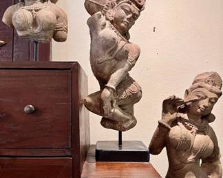 Khanjuraho sculptures