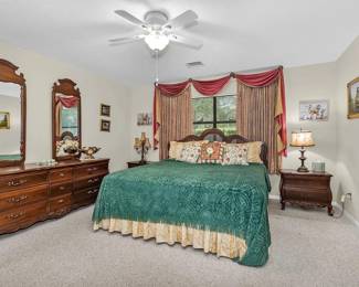 Vintage, King Thomasville, Solid Wood Bedroom Set