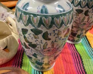 Chinoiserie Ceramic Vase
