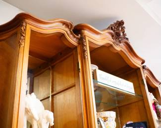 8' French Armoire