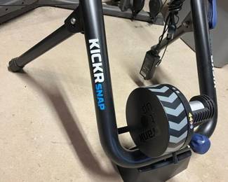 181 Wahoo KICKR Snap WheelOn Smart Bike Trainer