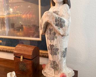 Chinese terracotta court lady 