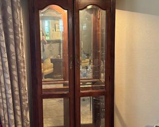Lite Curio Cabibet with glass shelving. 