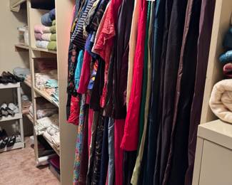 Women’s Clothing 