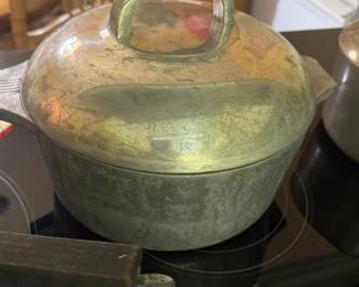 Dutch Oven by Wagner Ware 