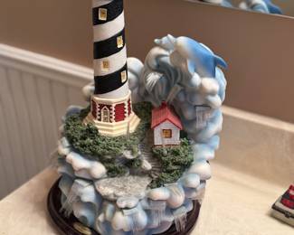 Resin Light House lights up!