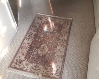 Area rug