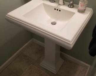 Kohler Memoirs pedestal sink