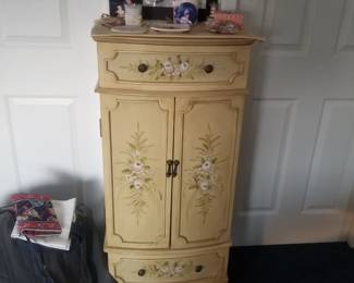 Pretty handpainted 2-drawer cupboard