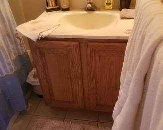 Bath vanity