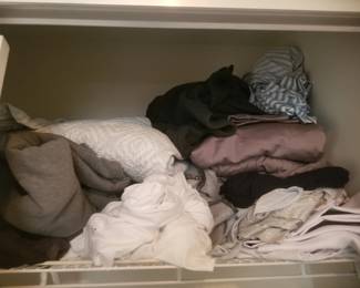 Sheets & bedding
