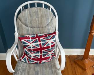 Rocking Chair With Pillow
