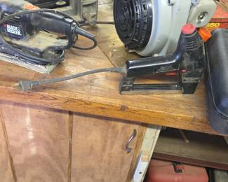 Electric Staple Gun