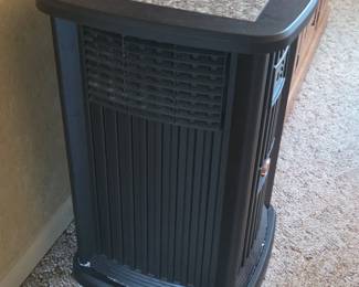 AIRCARE Evaporative Tower Humidifier second image