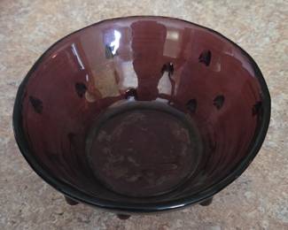Amethyst glass berry bowl second image
