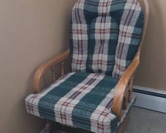 Wooden Spindle Glider Rocker with Plaid Cushions