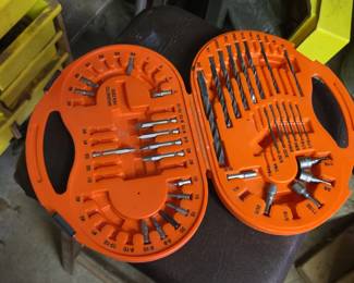 Black  Decker Drill Bit Set