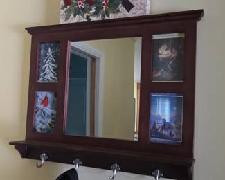 Holiday Entryway Mirror Rack