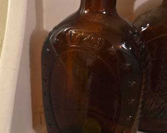 Log Cabin Bicentennial Amber Glass Bottle second image