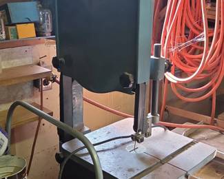 inch Woodcutting Bandsaw third image