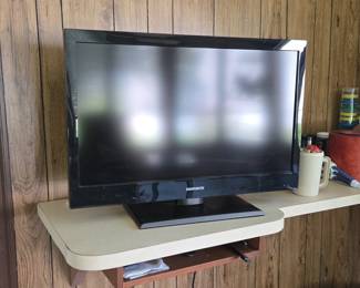 Magnavox inch LCD Television