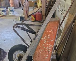 Steel Tray Wheelbarrow