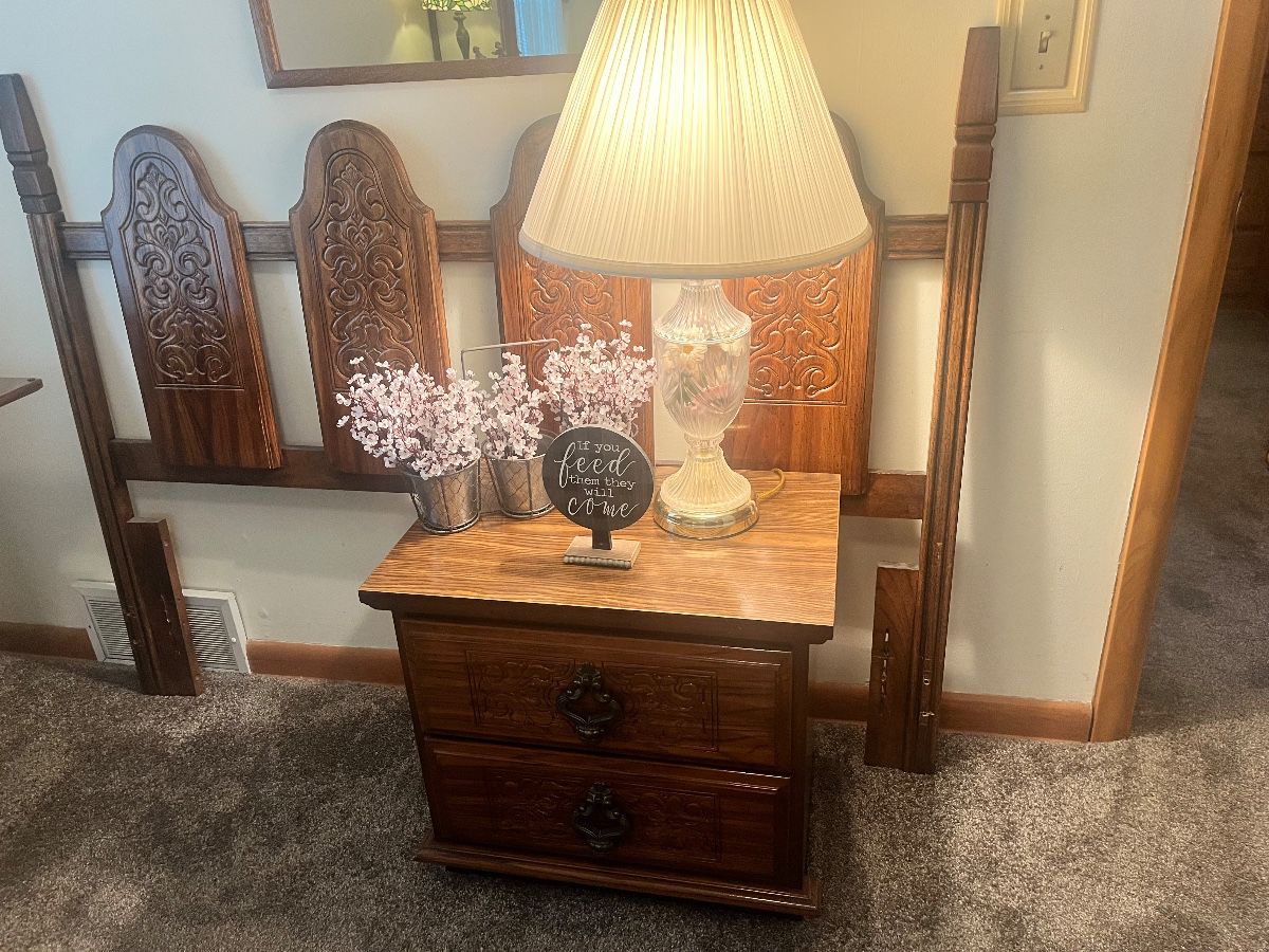 Queen headboards with, with matching end table