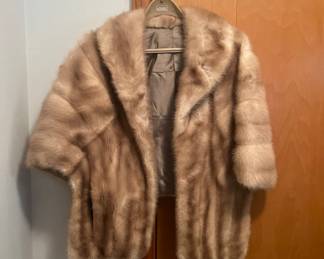 Vintage ladies fur wrap