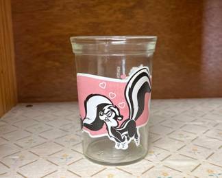Rare Vintage 1994 Welch's Looney Tunes Pepe Le Pew Jelly Jar / Glass. 