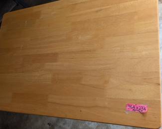 *White/wood grain Table 2