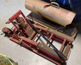 Hydraulic lift